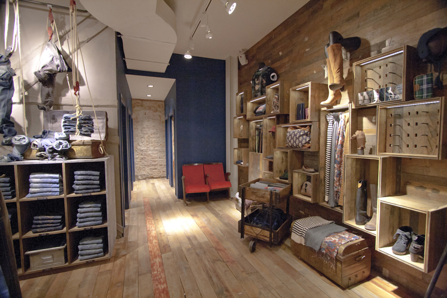 Recoupage en la tienda de Pepe Jeans 